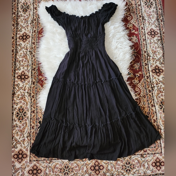 Forever 21 Black Ruffled Midi Dress - Picture 4 of 7